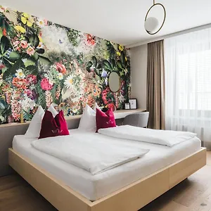 Altstadthotel Weisse Taube 4* Salzbourg